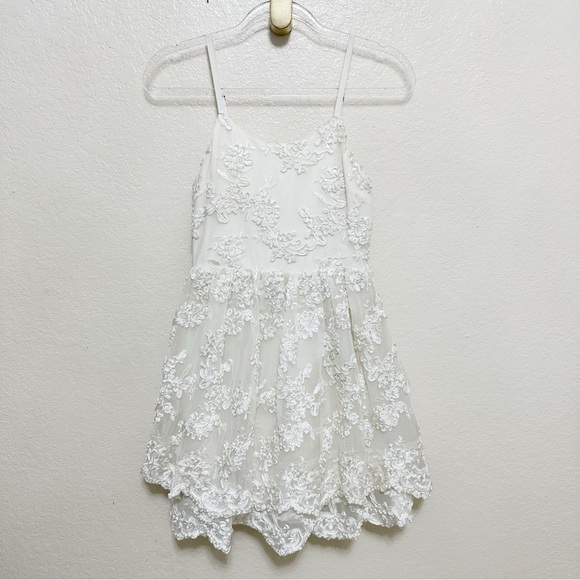 Alice + Olivia Rora Lace-Overlay Dress size 2 - Picture 5 of 14